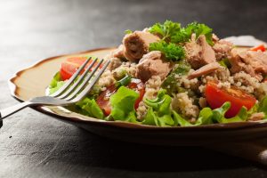 Cous cous estivo con tonno: una ricetta deliziosa