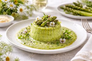 Flan di asparagi senza panna: ricetta leggera e facile con video ricetta