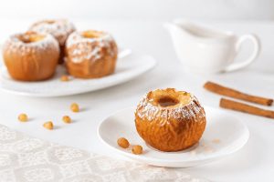 Mele cotte in friggitrice ad aria: ricetta veloce per una merenda sana